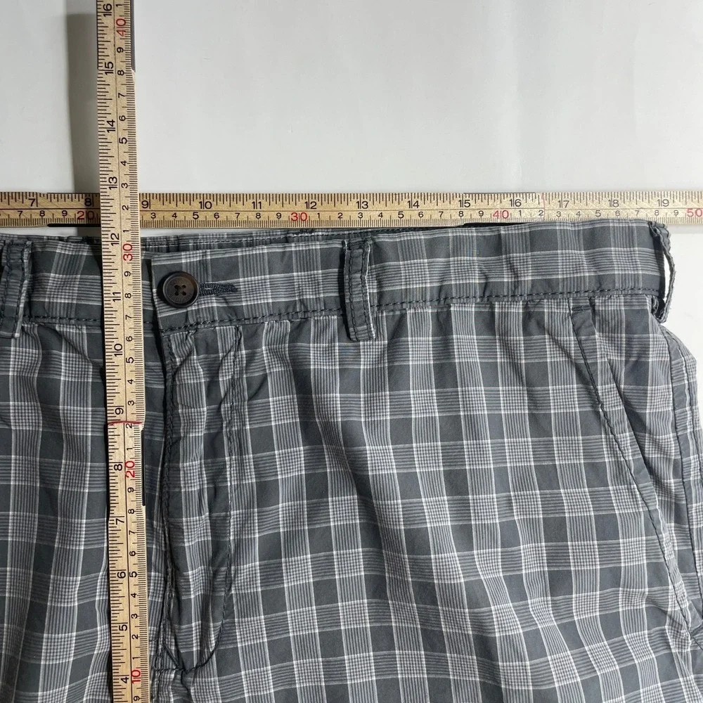 Tommy Hilfiger Mens Grey Plaid Chino Golf Shorts 38 Cotton Flat Front Hamptons